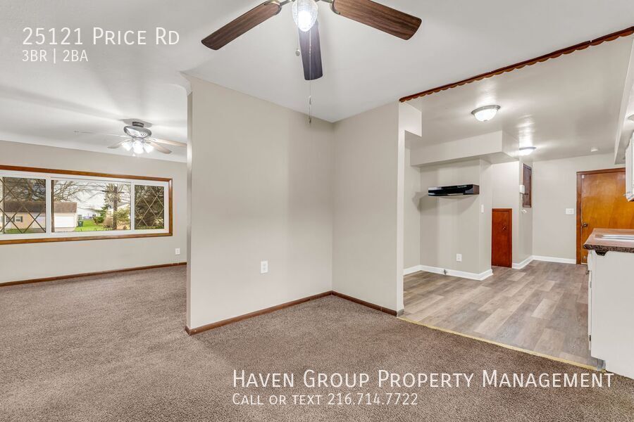 25121 Price Rd, Bedford Heights - Welcome to this spacious 3-bed 1.5-bath single-family home!  property image