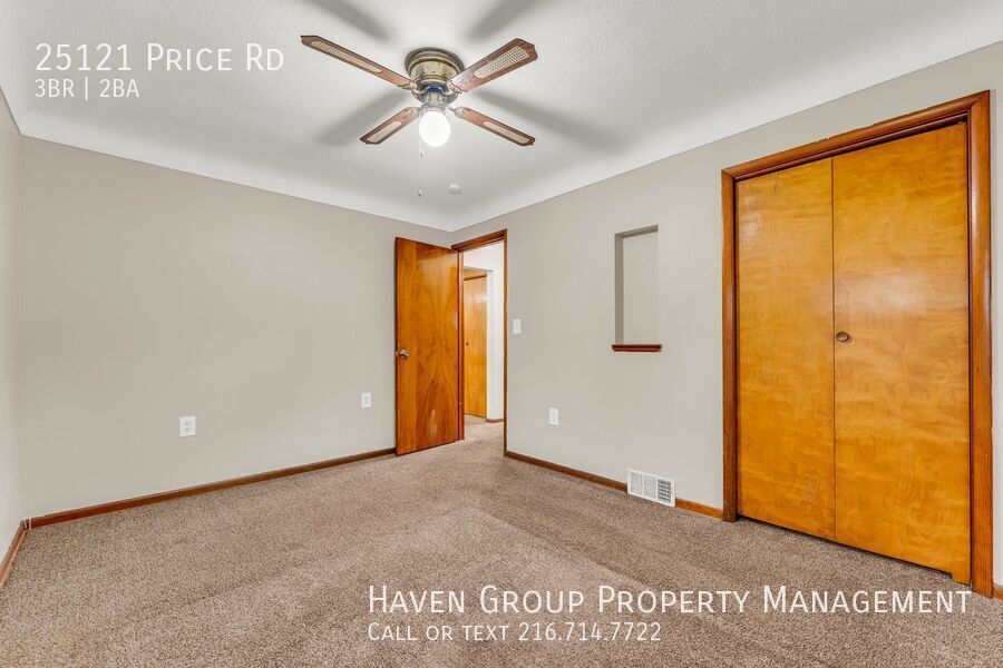 25121 Price Rd, Bedford Heights - Welcome to this spacious 3-bed 1.5-bath single-family home!  property image