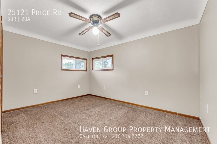 25121 Price Rd, Bedford Heights - Welcome to this spacious 3-bed 1.5-bath single-family home!  property image