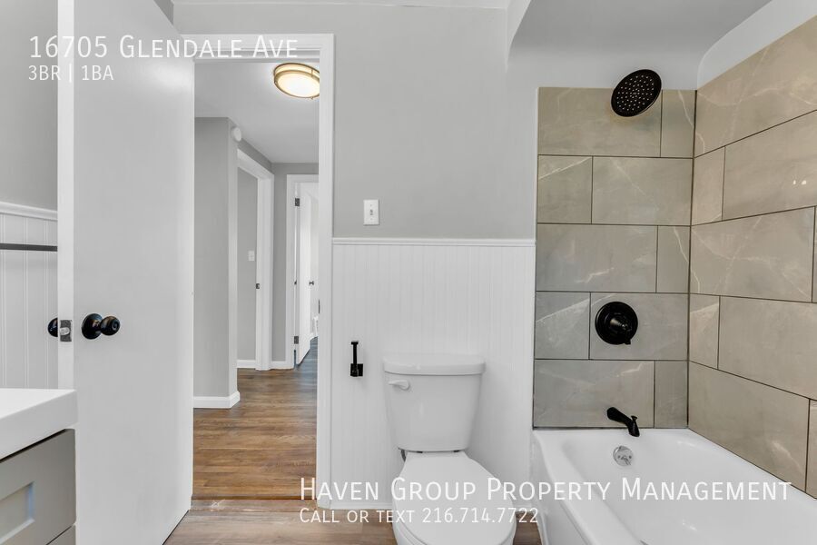 16705 Glendale Ave, Cleveland - Spacious 3-bed 1-bath single-family home! property image
