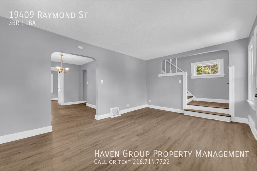19409 Raymond St, Maple Heights - Spacious 3-bed 1-bath single-family home! property image