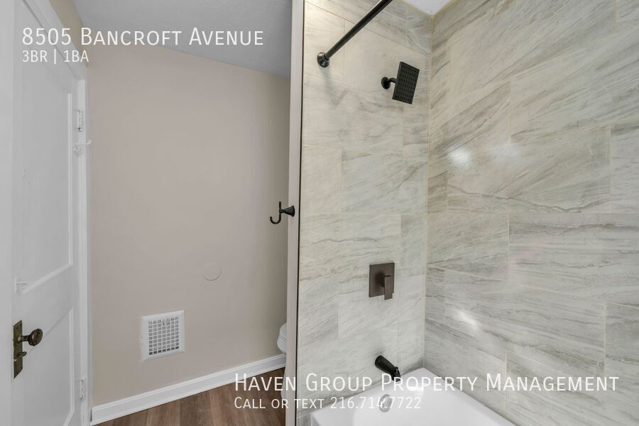 8505 Bancroft Ave, Cleveland - Spacious 3-bed 1-bath single-family home! property image