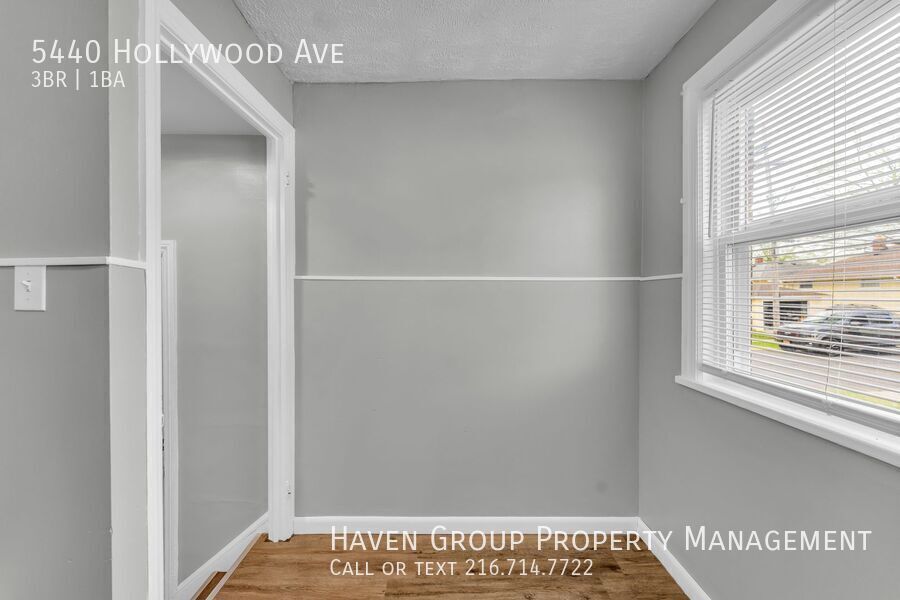 5440 Hollywood Ave, Maple Heights- Spacious 3-bed 1-bath single-family home! property image