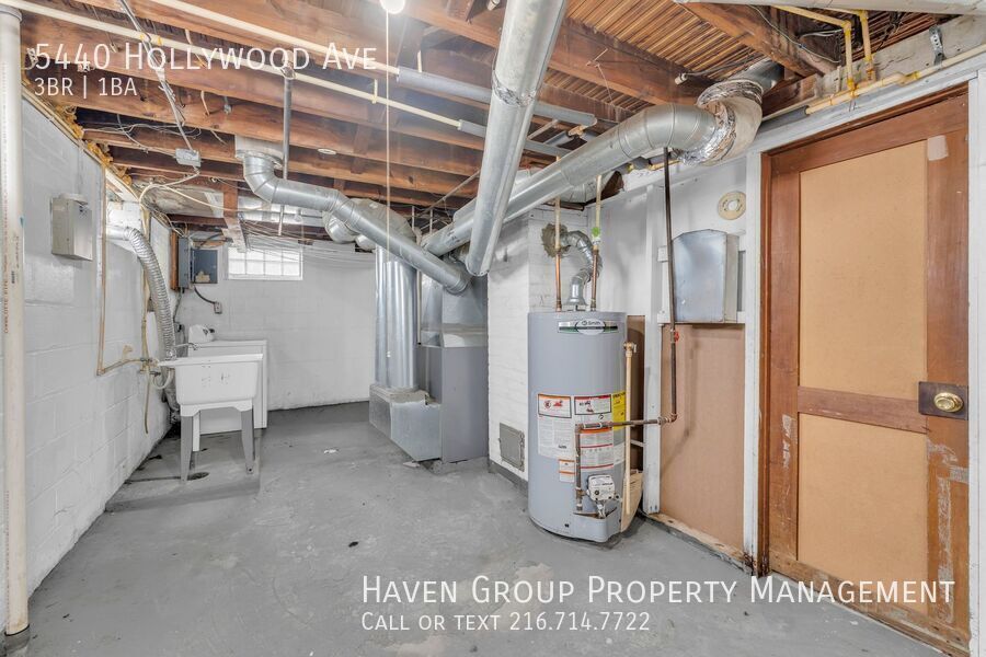 5440 Hollywood Ave, Maple Heights- Spacious 3-bed 1-bath single-family home! property image