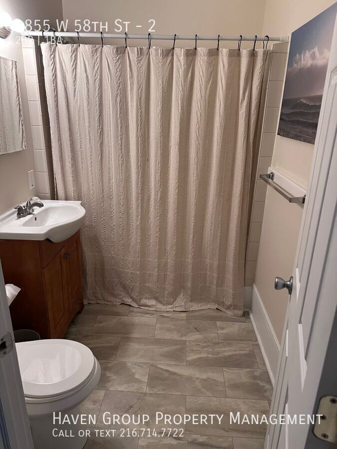 1855 W 58th St | UP, Cleveland - Spacious 2-bed 1-bath multi-family home! property image