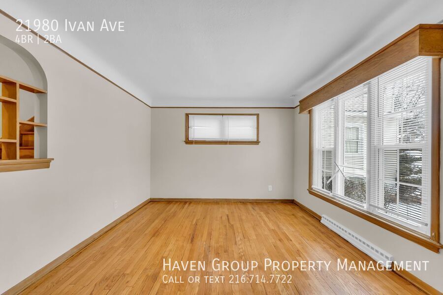 21980 Ivan Ave, Euclid - Spacious 4-bed 2-bath single-family home! property image