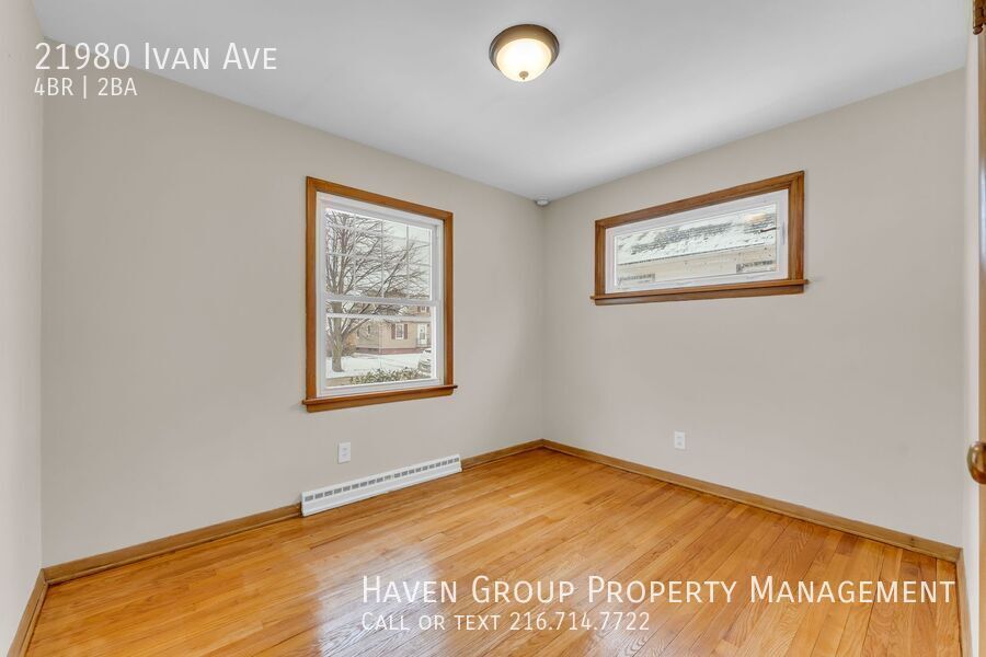21980 Ivan Ave, Euclid - Spacious 4-bed 2-bath single-family home! property image