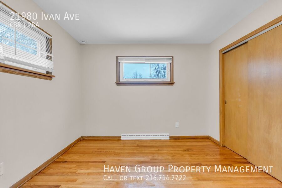 21980 Ivan Ave, Euclid - Spacious 4-bed 2-bath single-family home! property image