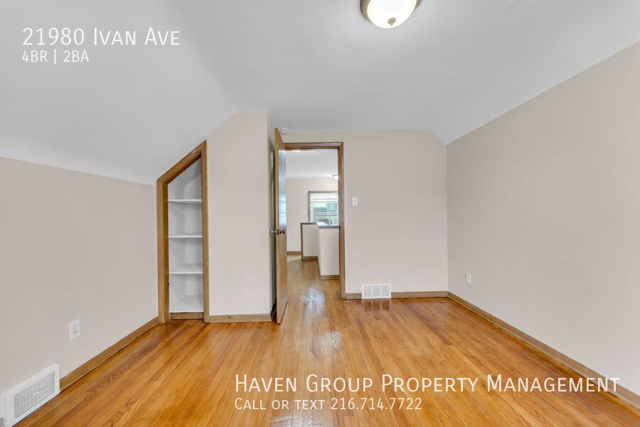 21980 Ivan Ave, Euclid - Spacious 4-bed 2-bath single-family home! property image