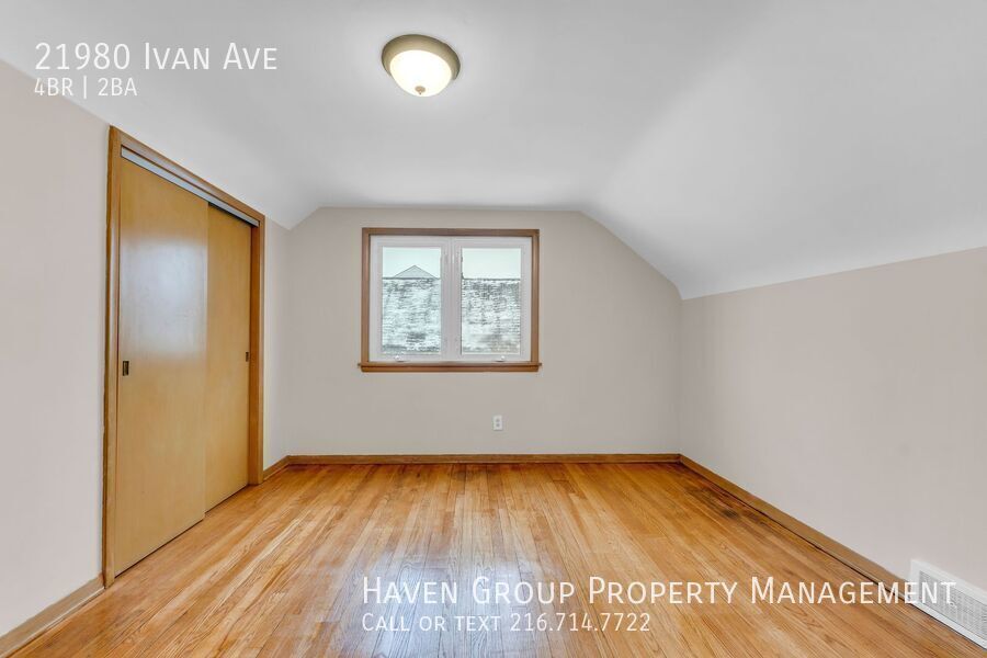 21980 Ivan Ave, Euclid - Spacious 4-bed 2-bath single-family home! property image