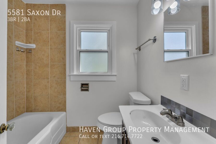 5581 Saxon Dr, Garfield Heights - Spacious 3-bed 2-bath single-family home! property image