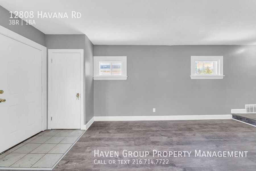 12808 Havana Rd, Garfield Hts, Ohio, 44125 - Spacious 3-bed 1-bath single-family home! property image