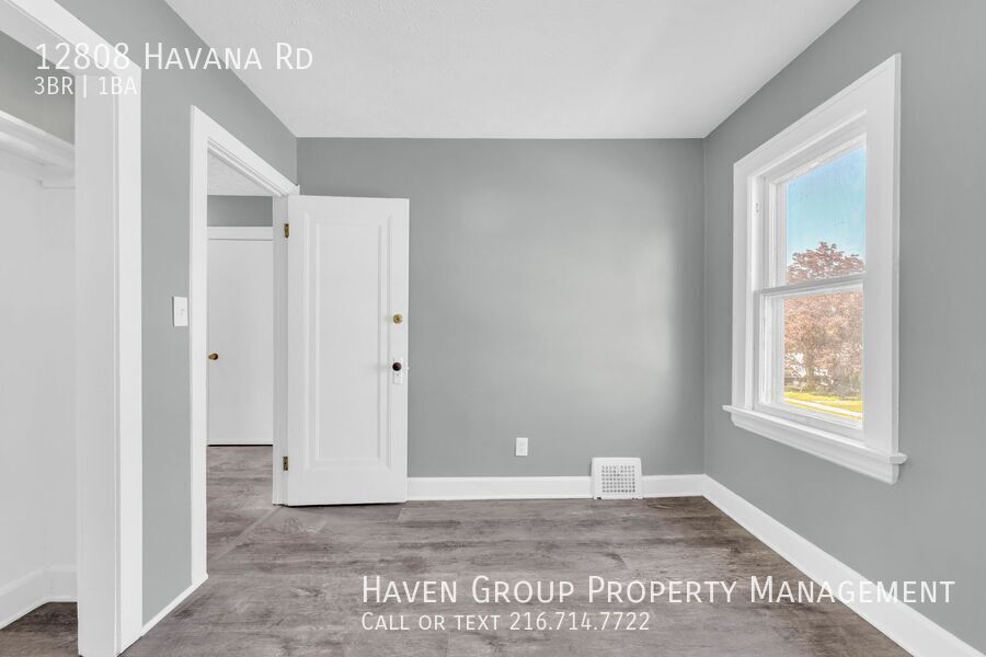 12808 Havana Rd, Garfield Hts, Ohio, 44125 - Spacious 3-bed 1-bath single-family home! property image
