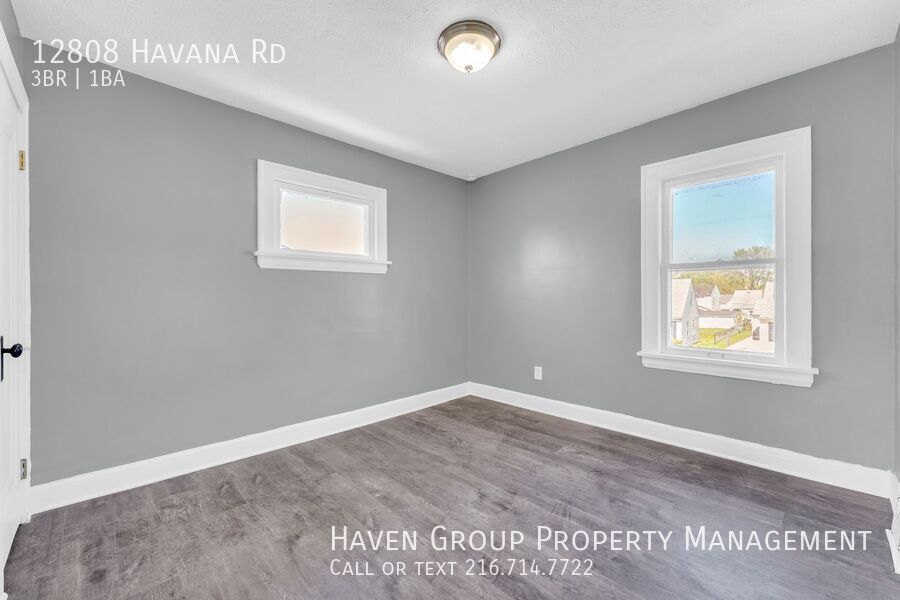 12808 Havana Rd, Garfield Hts, Ohio, 44125 - Spacious 3-bed 1-bath single-family home! property image