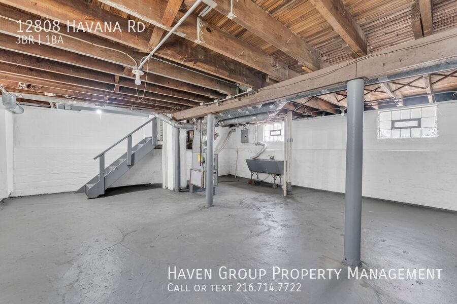 12808 Havana Rd, Garfield Hts, Ohio, 44125 - Spacious 3-bed 1-bath single-family home! property image