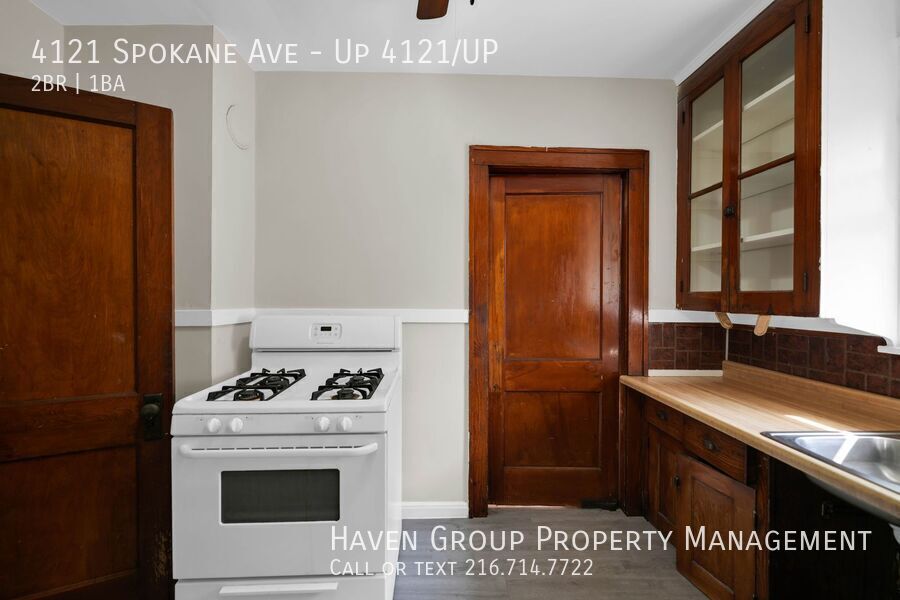 4119 Spokane Ave | UP, Cleveland - Spacious 2-bed 1-bath multi-family home! property image