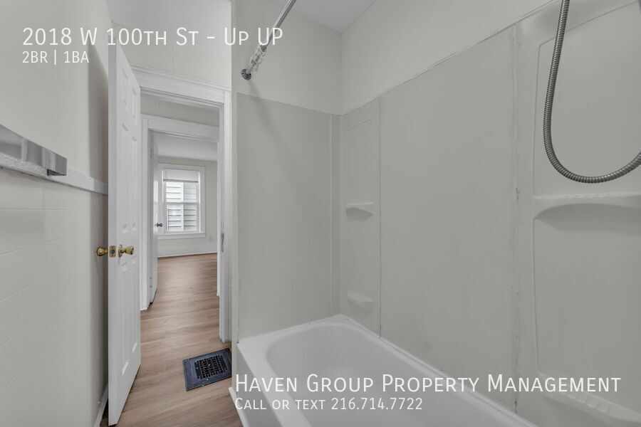 2018 W 100th St | UP, Cleveland, Ohio, 44102 - Spacious 2-bed 1-bath multi-family home! property image