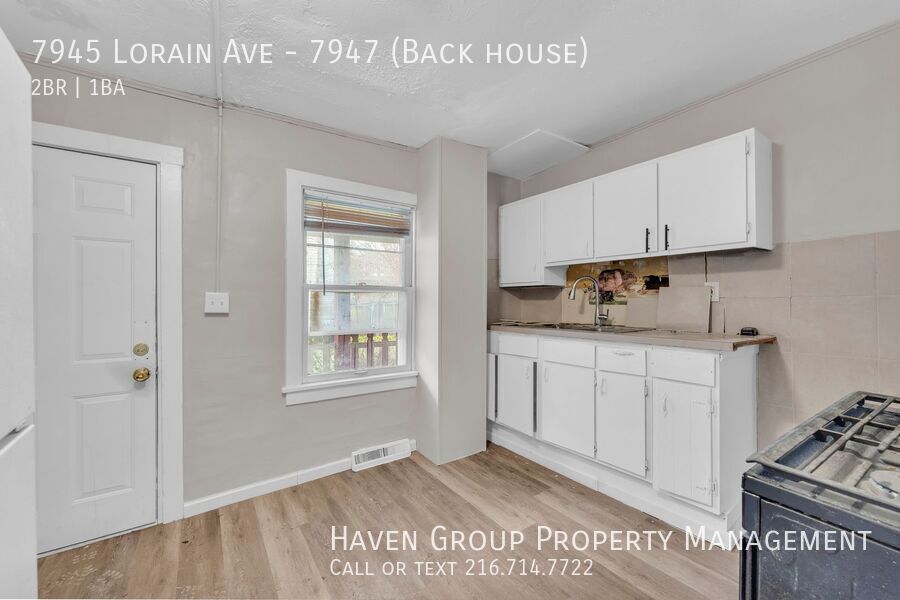 7945 (7947) Lorain Ave | Back House, Cleveland, Ohio, 44102 - Spacious 2-bed 1-bath multi-family home! property image