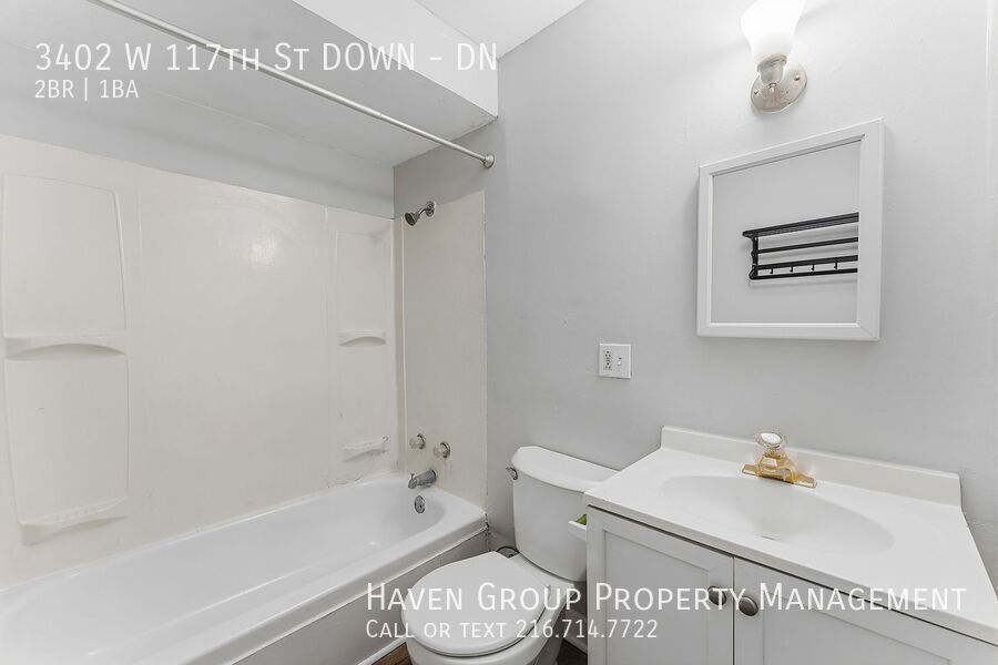 3400 (3402) W 117th St | DN, Cleveland, Ohio 44111 - Spacious 2-bed 1-bath multi-family home! property image