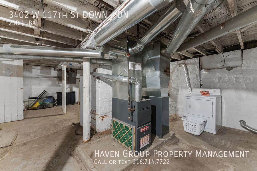 3400 (3402) W 117th St | DN, Cleveland, Ohio 44111 - Spacious 2-bed 1-bath multi-family home! property image