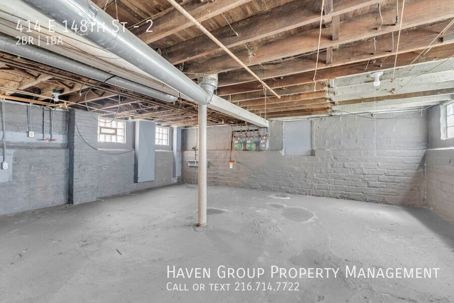414 E 148th St | Unit 2, Cleveland, Ohio 44110 - Spacious 2-bed 1-bath multi-family home! property image