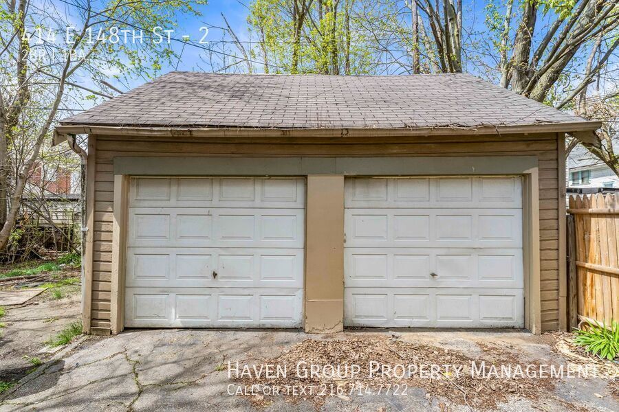414 E 148th St | Unit 2, Cleveland, Ohio 44110 - Spacious 2-bed 1-bath multi-family home! property image