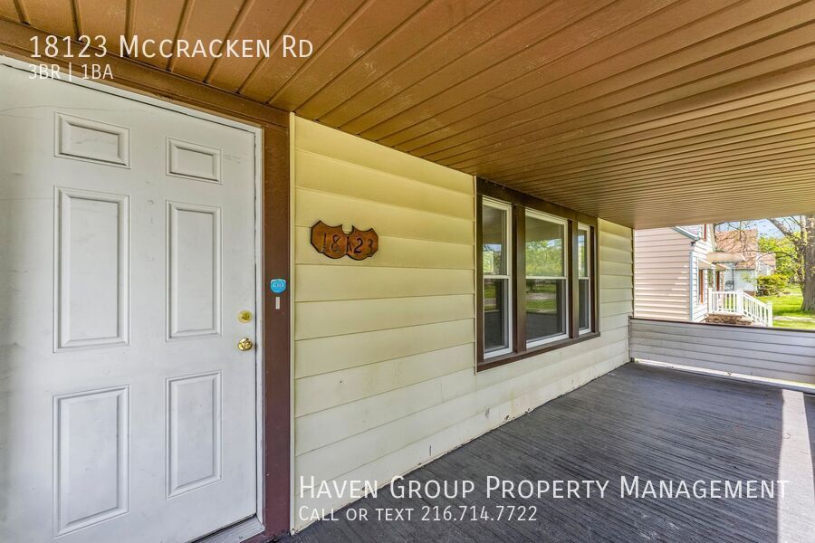 18123 McCracken Rd, Maple Heights, Ohio, 44137- Spacious 3-bed 1-bath single-family home! property image