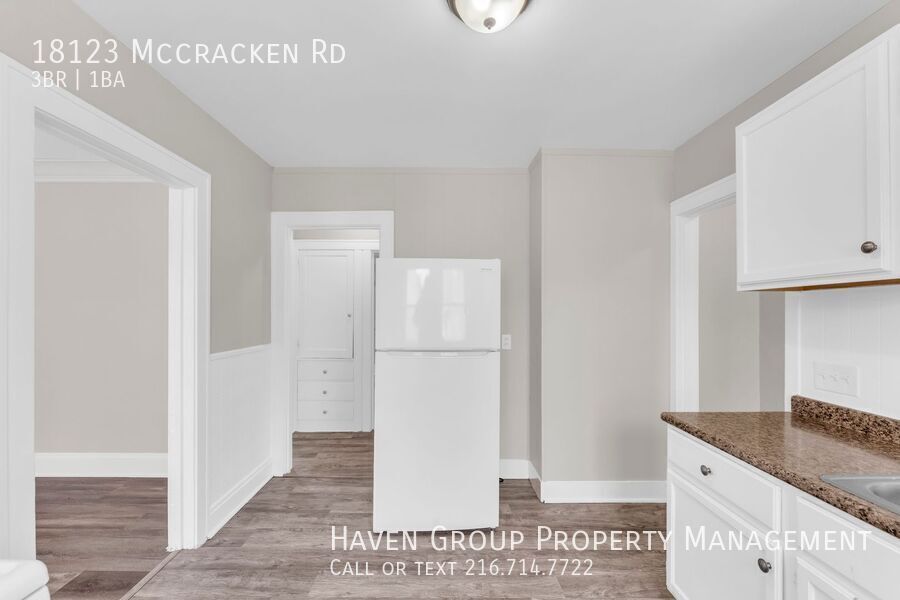 18123 McCracken Rd, Maple Heights, Ohio, 44137- Spacious 3-bed 1-bath single-family home! property image