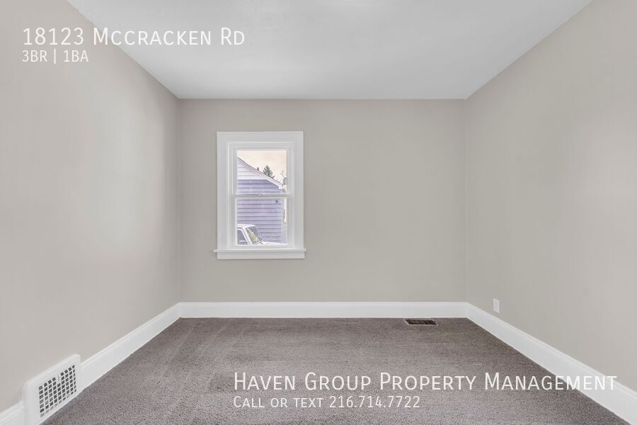 18123 McCracken Rd, Maple Heights, Ohio, 44137- Spacious 3-bed 1-bath single-family home! property image