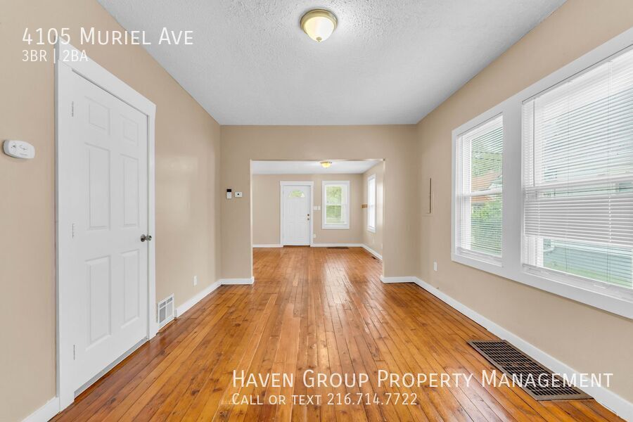 4105 Muriel Ave, Cleveland, Ohio, 44109- Spacious 3-bed 1.5 -bath single-family home! property image