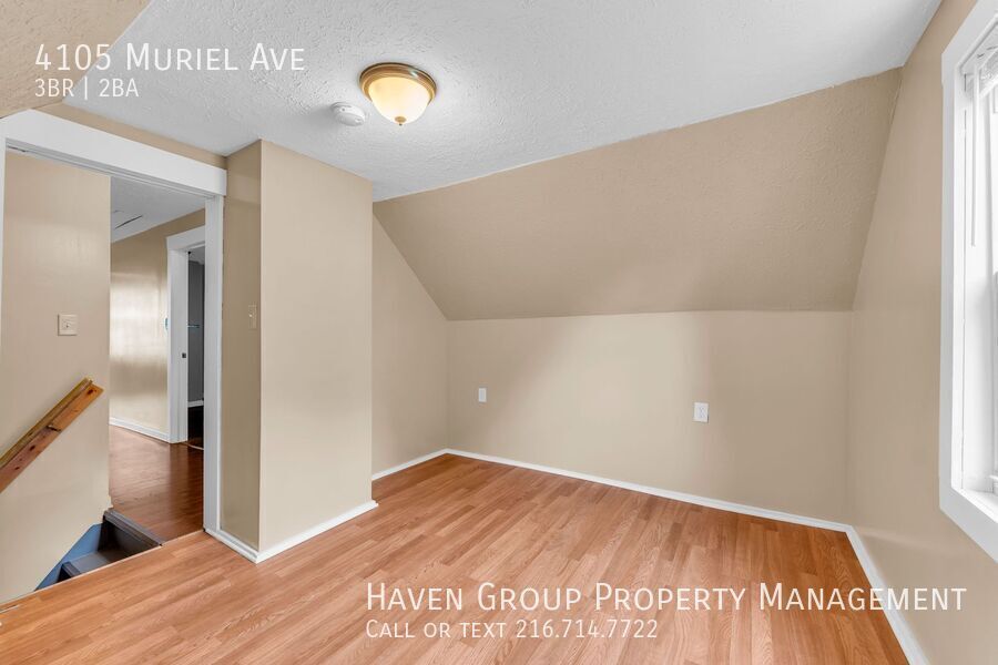 4105 Muriel Ave, Cleveland, Ohio, 44109- Spacious 3-bed 1.5 -bath single-family home! property image