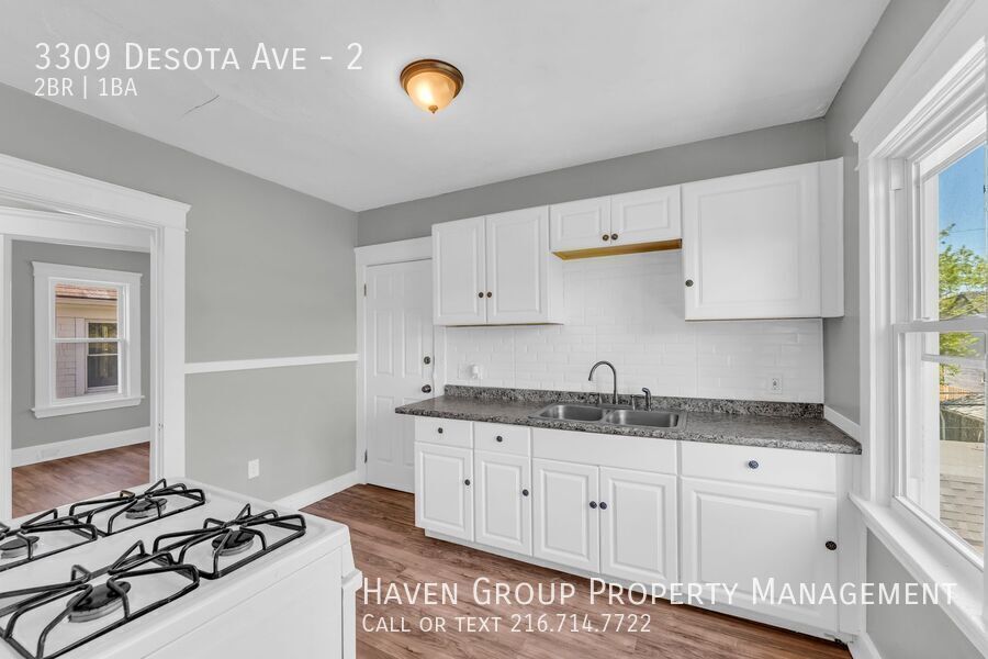 3309 Desota Ave | Unit 2, Cleveland Heights, Ohio, 44118 - Spacious 2-bed 1-bath multi-family home! property image