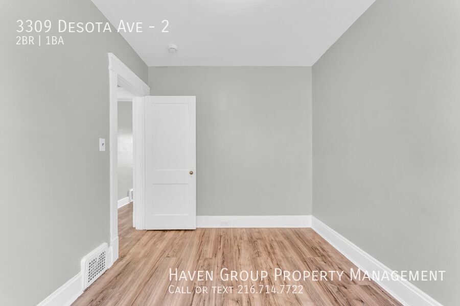 3309 Desota Ave | Unit 2, Cleveland Heights, Ohio, 44118 - Spacious 2-bed 1-bath multi-family home! property image