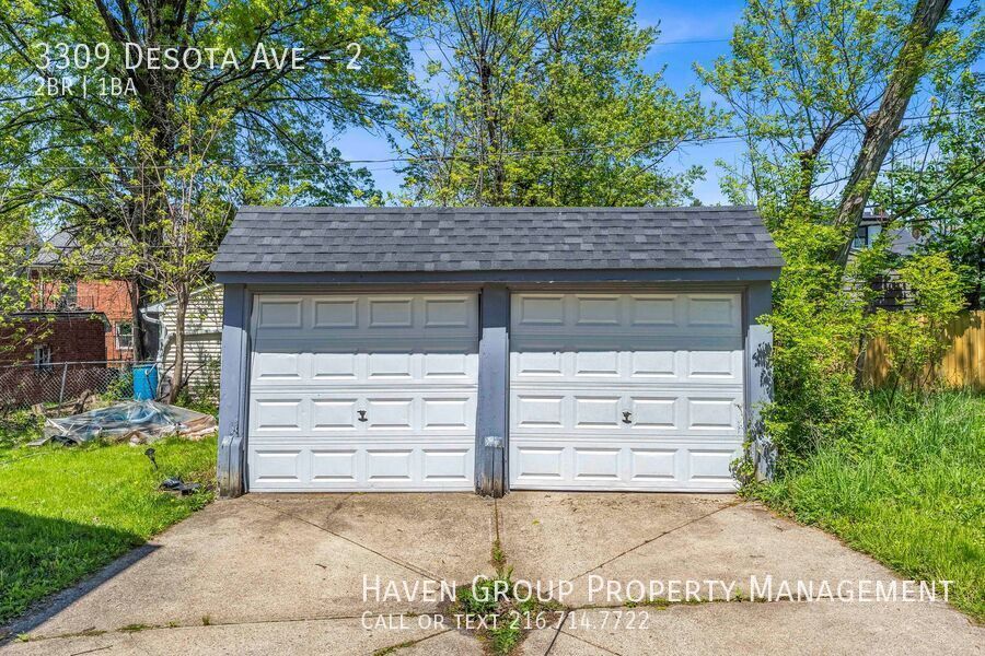 3309 Desota Ave | Unit 2, Cleveland Heights, Ohio, 44118 - Spacious 2-bed 1-bath multi-family home! property image