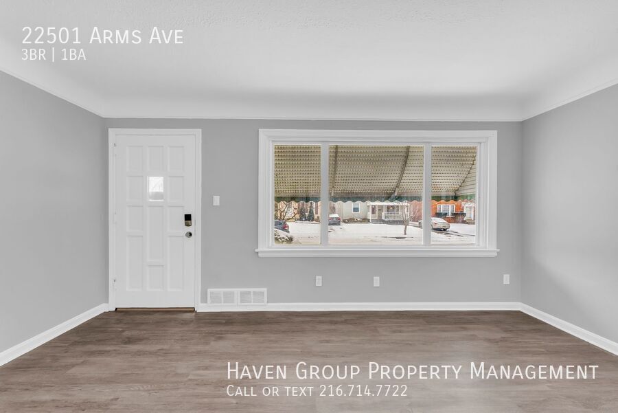 22501 Arms Ave, Euclid - Spacious 3-bed 1-bath single-family home! property image