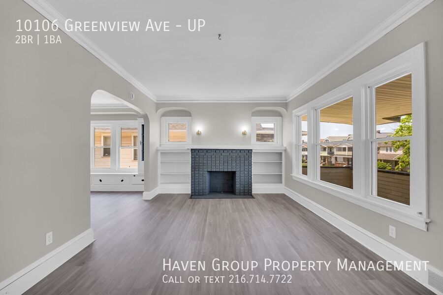 10106 Greenview Ave | UP, Garfield Heights, Ohio, 44125 - Spacious 2-bed 1-bath multi-family home! property image