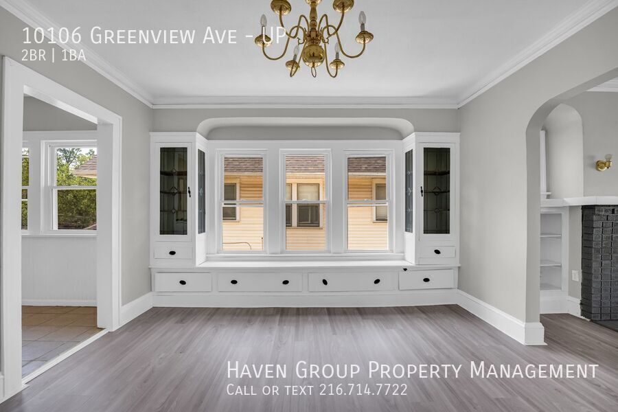 10106 Greenview Ave | UP, Garfield Heights, Ohio, 44125 - Spacious 2-bed 1-bath multi-family home! property image