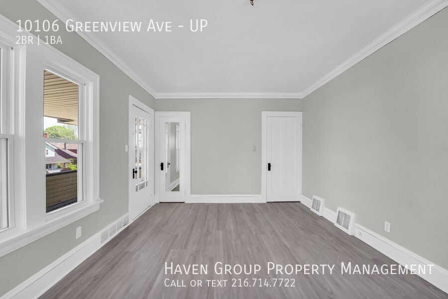 10106 Greenview Ave | UP, Garfield Heights, Ohio, 44125 - Spacious 2-bed 1-bath multi-family home! property image