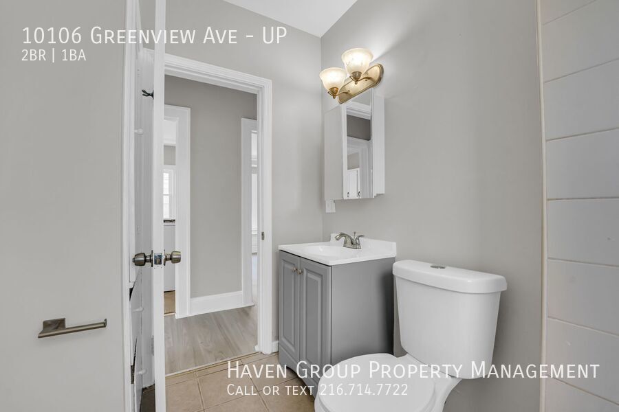 10106 Greenview Ave | UP, Garfield Heights, Ohio, 44125 - Spacious 2-bed 1-bath multi-family home! property image