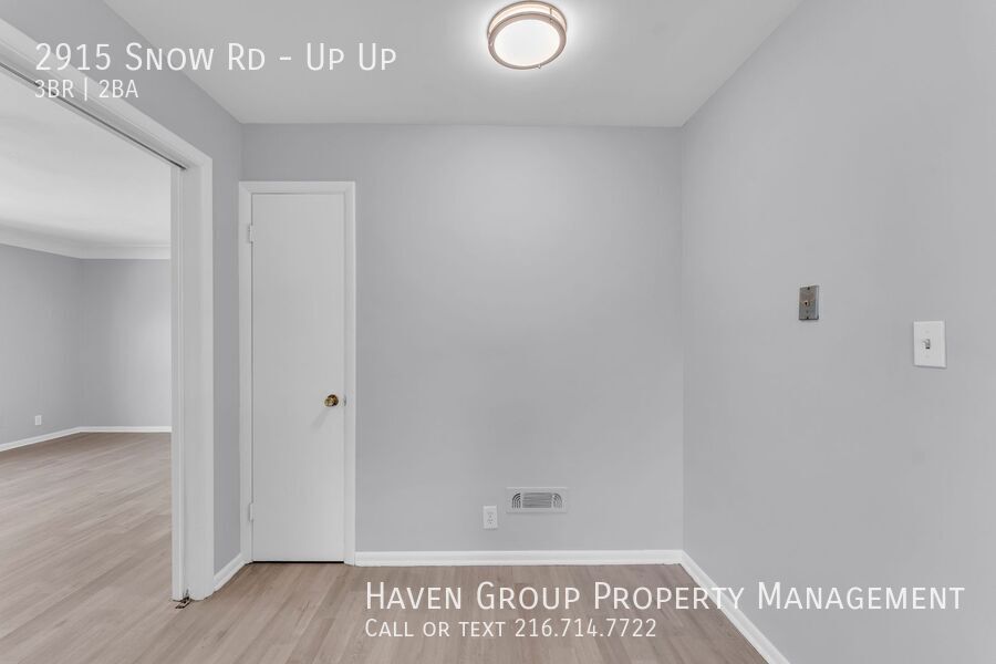 2915 Snow Rd | UP, Parma, Ohio, 44134 - Spacious 3-bed 1.5-bath multi-family home! property image