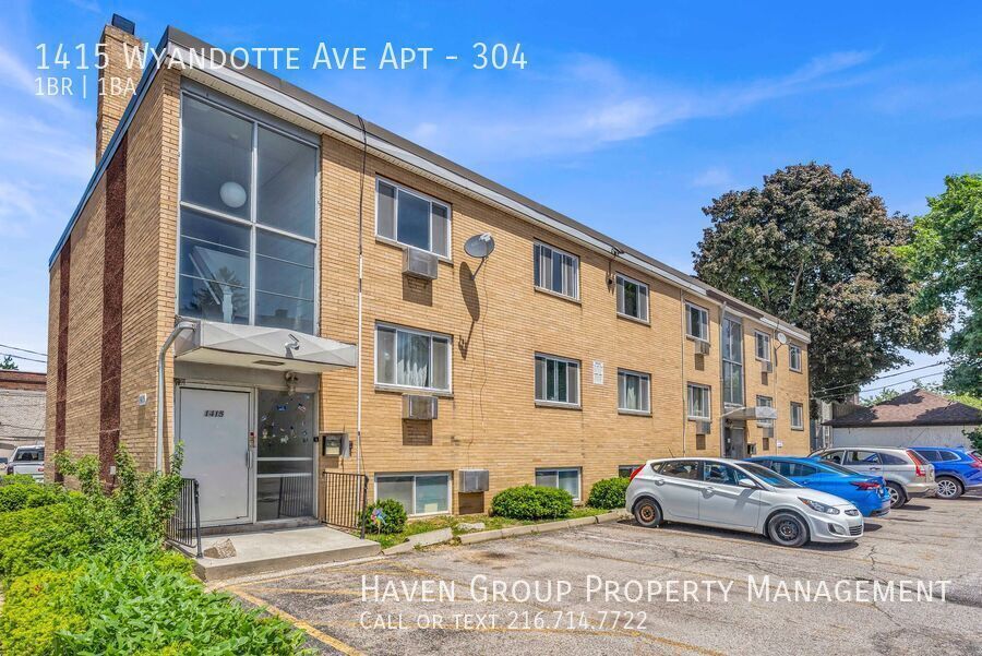 1415 Wyandotte Ave | Unit #304, Lakewood, Ohio, 44107 - Spacious 1-bed 1-bath apartment! Heat Included property image