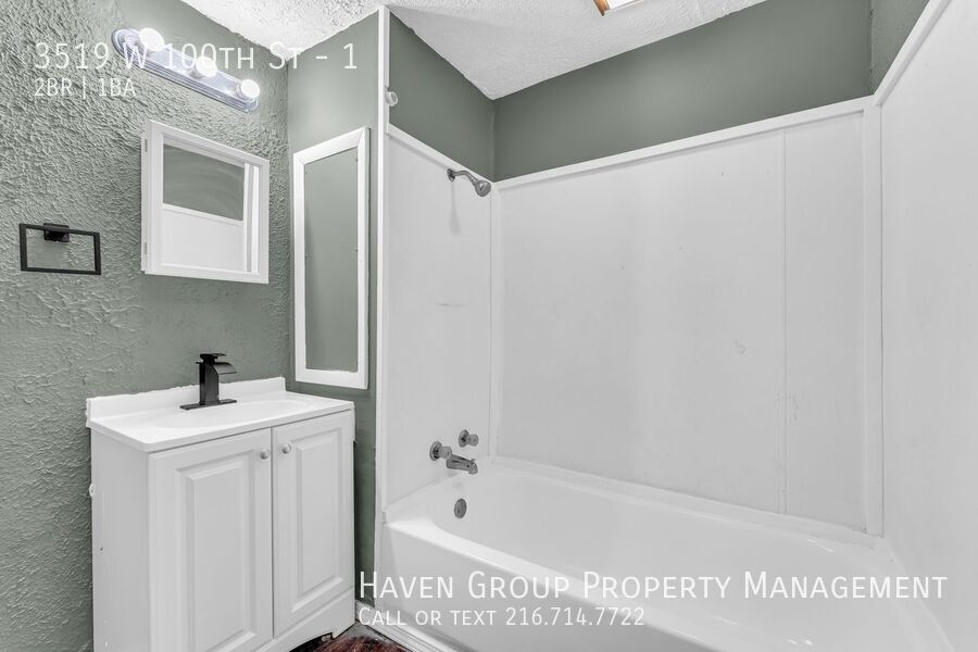 3519 W 100th St | Unit 1, Cleveland, Ohio, 44111 - Spacious 2-bed 1-bath multi-family home! property image