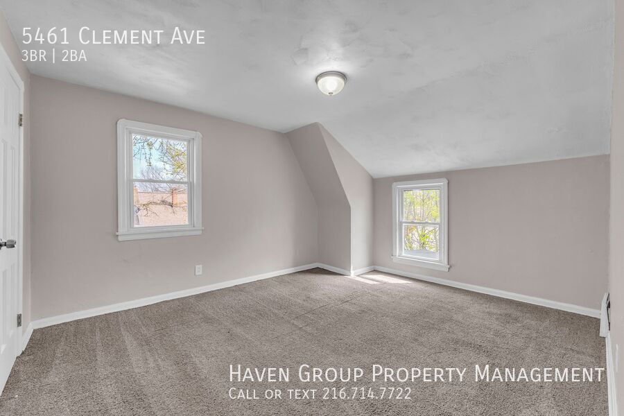5461 Clement Ave, Maple Heights, Ohio, 44137- Spacious 3-bed 1.5 -bath single-family home! property image