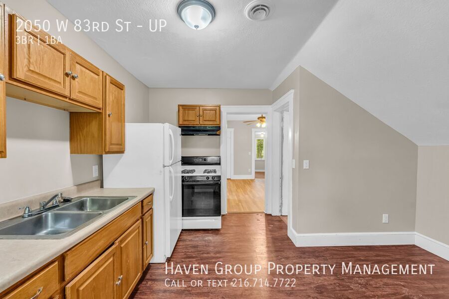 2050 W 83rd St | UP, Cleveland, Ohio, 44102 - Spacious 3-bed 1-bath multi-family home! property image