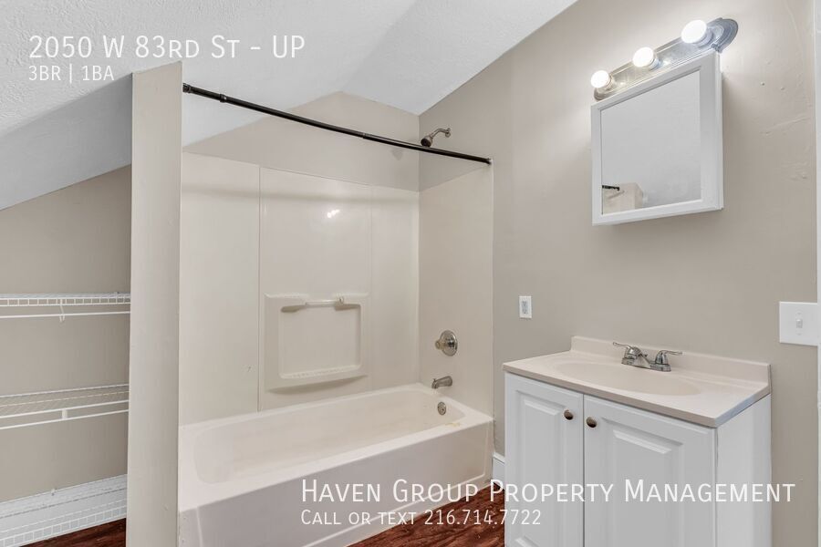 2050 W 83rd St | UP, Cleveland, Ohio, 44102 - Spacious 3-bed 1-bath multi-family home! property image