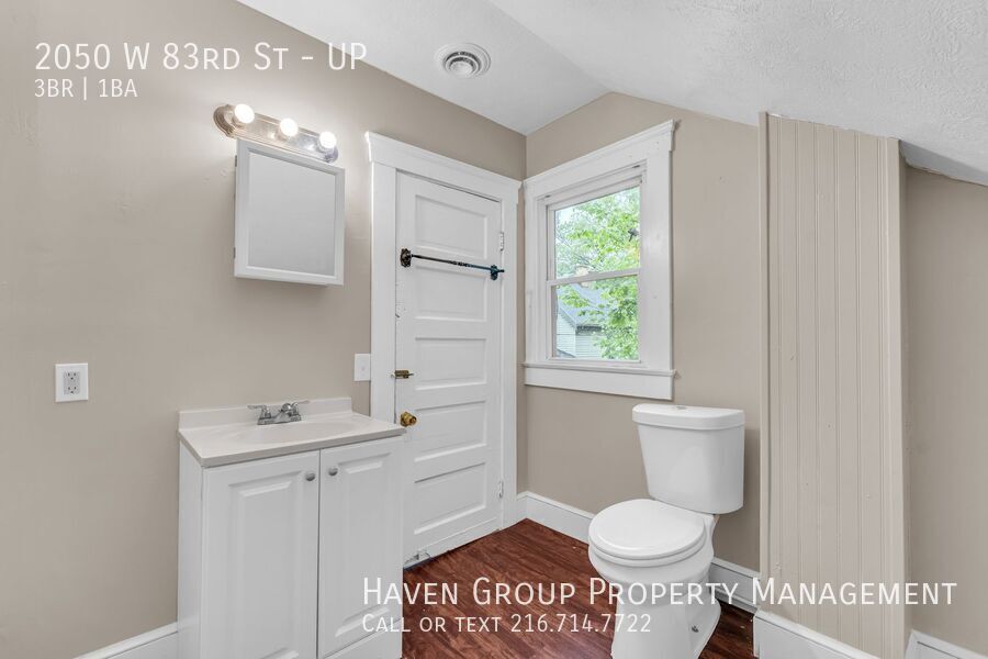 2050 W 83rd St | UP, Cleveland, Ohio, 44102 - Spacious 3-bed 1-bath multi-family home! property image