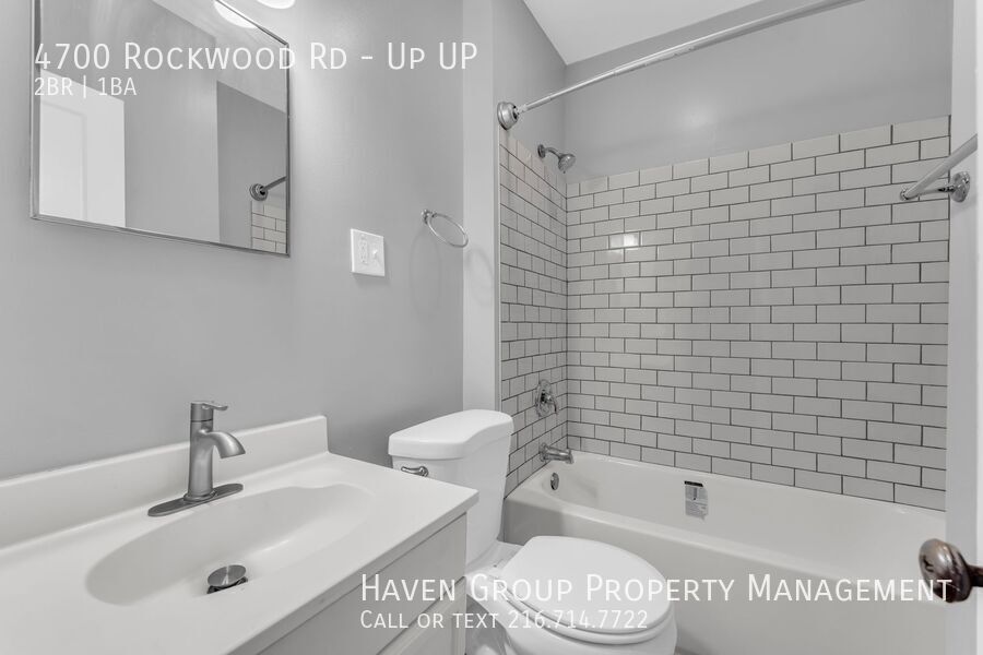 4700 Rockwood Rd | UP, Garfield Heights, Ohio, 44125 - Spacious 2-bed 1-bath multi-family home! property image