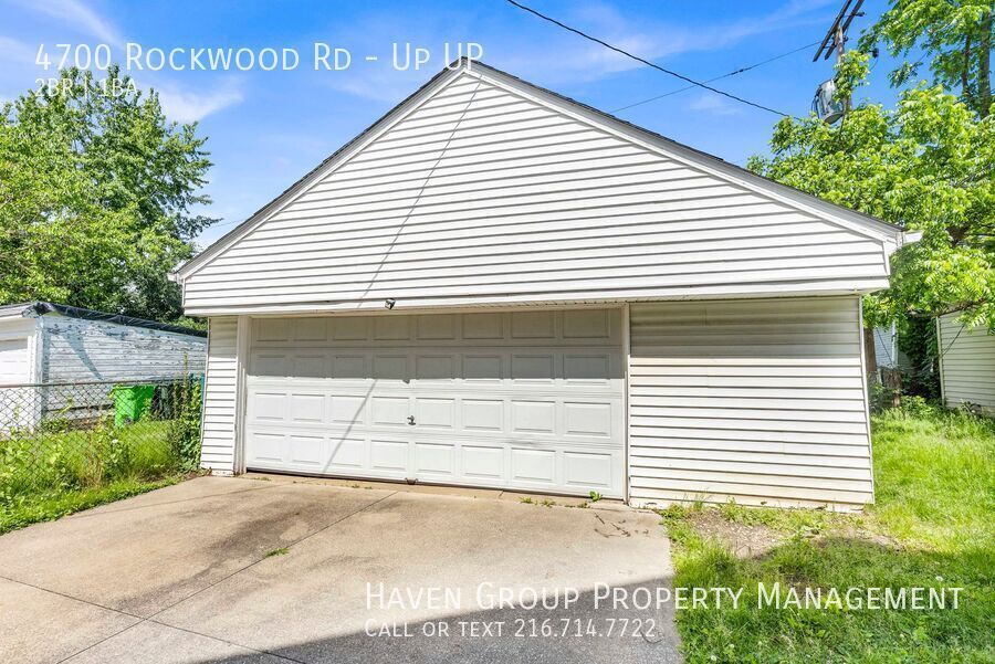 4700 Rockwood Rd | UP, Garfield Heights, Ohio, 44125 - Spacious 2-bed 1-bath multi-family home! property image