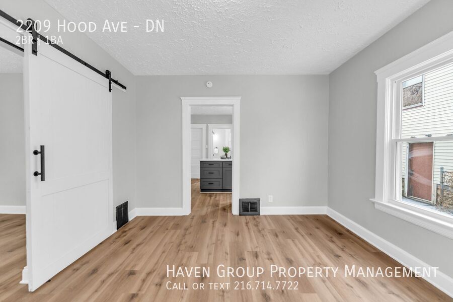 2209 Hood Ave| DN, Cleveland, Ohio, 44109 - Spacious 2-bed 1-bath multi-family home! property image