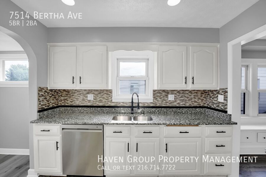 7514 Bertha Ave, Parma, Ohio, 44129- Spacious 5-bed 2-bath single-family home! property image